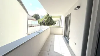Expose EHK 100 | Uneinsichtige 3 Zimmer Balkonwohnung in Hofruhelage