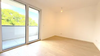 Expose EHK 100 | 2 Zi Balkonwohnung in belebter Lage