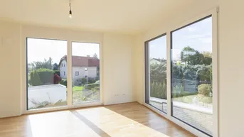 Expose Erstbezug | Zwei Zimmer Wohnung mit Balkon &amp; Loggia mit bodentiefen Fenstern