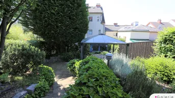 Expose Traumhaftes Wohnen in Grünruhelage - Erstklassiges Wohnhaus mit wunderschönem Garten und Garage