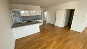 Expose Wohnen im Penthouse in Salzburg an der Glan mit großer Loggia, 5020 Salzburg Liefering - zur Miete