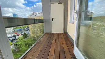 Expose Sanierte 4-Zimmer-Wohnung mit kleiner Terrasse und privatem Aufzug in Andräviertel, 5020 Salzburg - zur Miete