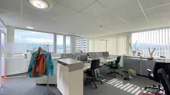 Expose Großzügige &amp; helle Büroflächen mit guter Infrastruktur