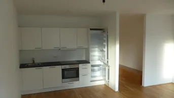 Expose Moderne 1-Zimmer-Dachgeschoßwohnung mit Loggia nähe LKA in 5020 Salzburg - ab September zur Miete