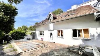 Expose 360° TOUR // REPRÄSENTATIVES EINFAMILIENHAUS mit POOL &amp; sonnigem GARTEN