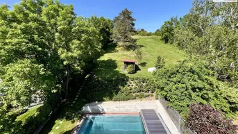Expose 360° TOUR // ARCHITEKTEN-VILLA MIT POOL &amp; GARTEN