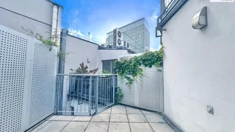 Expose 360 TOUR // DACHGESCHOSSWOHNUNG TABORSTRASSE