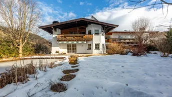 Expose Ski-in/Ski-out – Traumgrundstück mit Altbestand