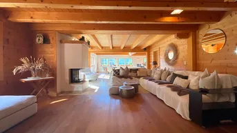 Expose "Exklusives Wellness-Chalet in Waidring"