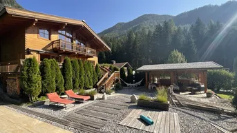 Expose "Exklusives Wellness-Chalet in Waidring"