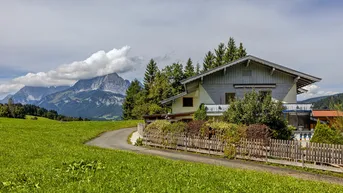 Expose Charmante Dachgeschosswohnung am Ortsrand von St. Johann