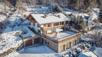 Expose Villa im edlen Stil in sehr sonniger Hanglage