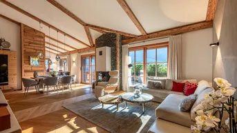 Expose Sonniges Luxus-Penthouse mit einzigartigem Hahnenkamm- und Fleckalm-Blick