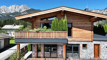 Expose Modernes Luxus-Chalet mit Bergblick &amp; Wellness (06470)