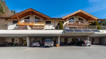 Expose Sonniges Reihenhaus mit traumhaftem Panoramablick ( 05164 )