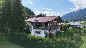 Expose Elegantes Chalet in Ruhelage von Kitzbühel (06434)