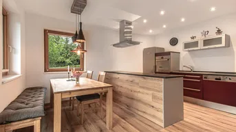 Expose Modernes Einfamilienhaus mit Steinbergblick (06441)