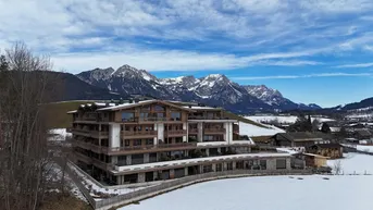 Expose Charmante 3 - Zimmer - Wohnung mit Terrasse und Loggia (06330)