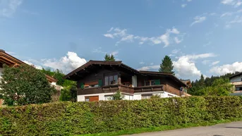 Expose Grundstück in Aussichtslage am Fuße des Kitzbüheler Horns (02115)