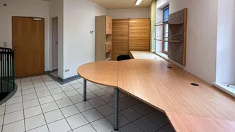 Expose Attraktive Bürofläche im Herzen von Kitzbühel ( 06068)