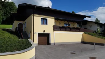 Expose Idylle pur – top ausgestattete, moderne 4-Zimmer-Dachgeschoßwohnung mit Balkon in Ladau/Koppl