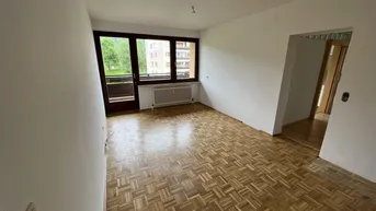 Expose Grünblick - Bezugsfertige 3-Zimmer-Wohnung im 3. Liftstock