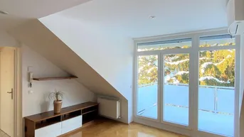 Expose STILVOLL SANIERTE 3-ZIMMER-DACHGESCHOSSWOHNUNG MIT TERRASSE IN RUHELAGE DES 23. BEZIRKS – ZWEITBEZUG – PROVISIONSFREI ZU MIETEN!