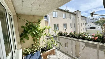Expose Sehr gepflegte, helle, ca. 104 m² (inkl. d. 5,5 m² Loggia/Balkon) große 4-Zimmer-Wohnung mit Garagenplatz in U-Bahn-Nähe!