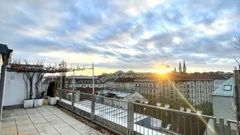 Expose WOHNEN UND ARBEITEN! LICHTDURCHFLUTETE 7-ZIMMER-WOHNUNG MIT DACHTERRASSE ZU MIETEN!