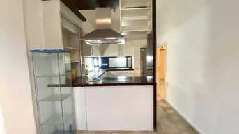 Expose SEHR HELLE, NEU AUSGEMALTE 72m² GROSSE 3-ZIMMER-WOHNUNG MIT LIFT NAHE ZENTRUM UND HAUPTBAHNHOF ZU KAUFEN!