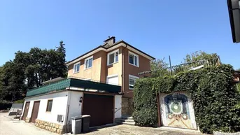 Expose RUHIGE 74 m² 3-ZIMMER-WOHNUNG IM OBERGESCHOSS EINES ZWEIFAMILIENHAUSES MIT GARTENFLÄCHE, ABSTELLRAUM &amp; PARKPLATZ ZU MIETEN!