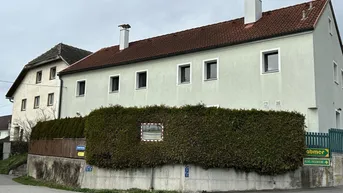 Expose Neuer Preis !! Büro-Praxis-Wohnung im EG mit kleinem Garten
