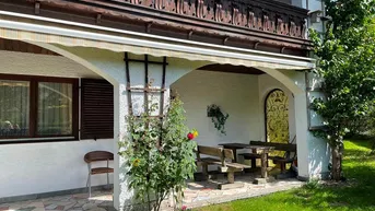 Expose Ein Haus mit vielen Möglichkeiten: Großzügiges Wohnhaus mit Doppelcarport in Fürstenbrunn