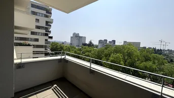 Expose Helle 2-Zimmer-Wohnung mit südseitigem Balkon
