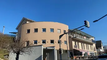 Expose Toplage Hausmannstätten: Büro mit Terrasse und Garten. 