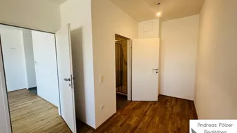 Expose Provisionsfreie 2 Zimmer Wohnung im Green Tower, geniale Lage, traumhafter Ausblick über die Stadt
