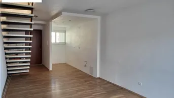 Expose 5 Zimmer-Innenstadtwohnung!