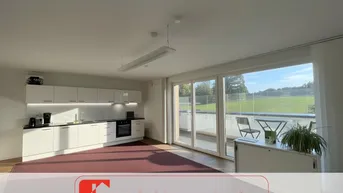 Expose Moderne Drei-Zimmer-Wohnung mit Parkplatz und Tiefgaragenstellplatz | HOF