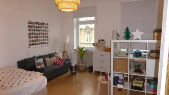Expose KAUF WIEN 7. BEZIRK - Kandlgasse 48: Große 83 m² 3 Zimmer-Altbau-Wohnung - !!! SANIERT !!!