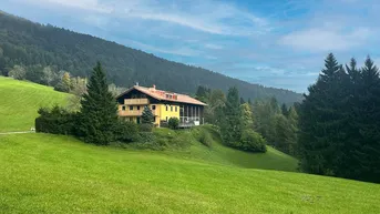Expose Ihr Rückzugsort im Grünen!5-Zimmer Wohnung mit Garten am Gaisberg