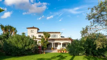 Expose Charakteristische FInca Nähe Golf Vall d'Or