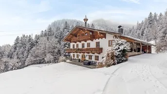 Expose Ein Juwel in einzigartiger Lage!Bauernhaus auf 900 m Seehöhe