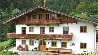 Expose Ein Juwel in einzigartiger Lage!Bauernhaus auf 900 m Seehöhe