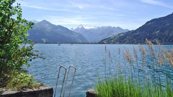Expose Dem See so nah! Wunderschöne Panoramawohnung mit Blick über den Zeller See