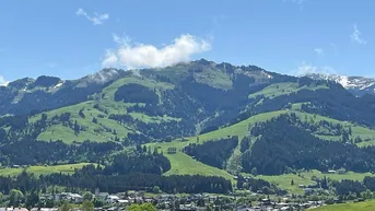 Expose Blick auf den Gaisberg!Sonnige Maisonette-Wohnung mit 140m² - Sofortbezug