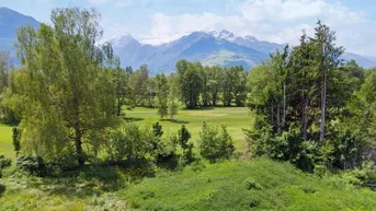 Expose Baugrund mit ca. 1.709 m² direkt am Golfplatz mit Kitzsteinhorn-Panorama!