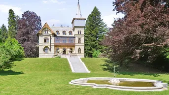 Expose EIN ORT,DER GESCHICHTE ATMET!Herrschaftliches Domizil mit unverbaubarem Mondseeblick