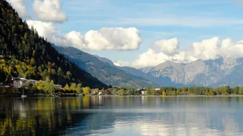 Expose Lichtdurchfluteter Traum mit umlaufender Terrasse und Blick auf den See