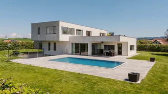 Expose ARCHITEKTENTRAUM MIT WEITLÄUFIGEM GRUNDSTÜCK!Moderne Villa nahe Ried