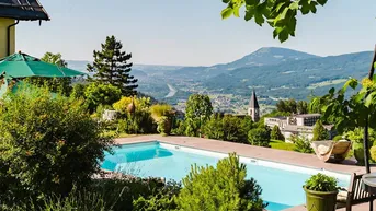 Expose Logenplatz!Repräsentatives Forsthaus in unverbaubarer Panoramalage direkt am Dürrnberg!